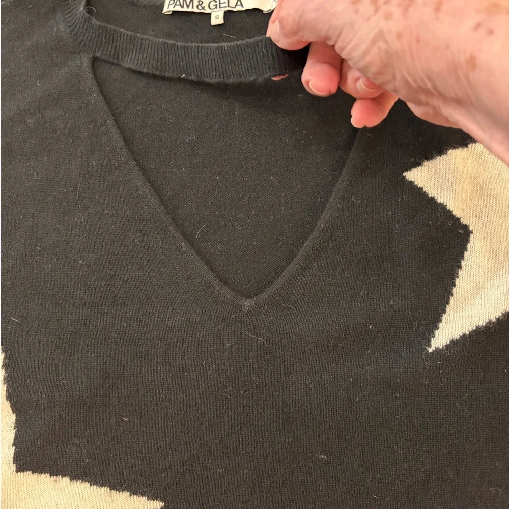 Pam &  Gela  Black Star Sweater- V- neck cutout detail. Size S - Picture 2 of 9